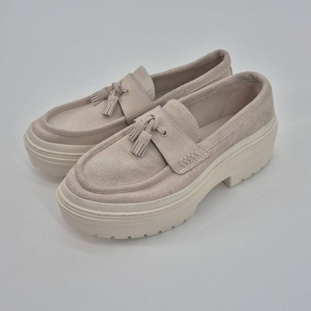 Converse Loafers Women Size 10 Egret Suede Platform Lug Sole Tassel